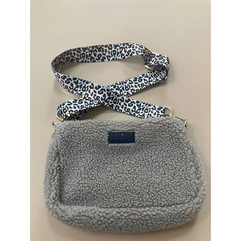 KAVU Sherpa Crossbody Bag Teddy Fluffy‎ Leopard Strap Tan Gorpcore  Boho Casual